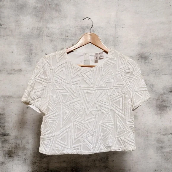 Forever 21 Ivory Geometric With Sequins Crop Top - Picture 4 of 7
